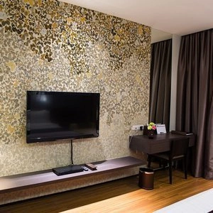 Fototapeta - Sztuka i motyle